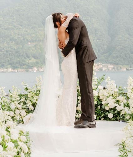 Jonathan Tah with his wife Luisa on their wedding day